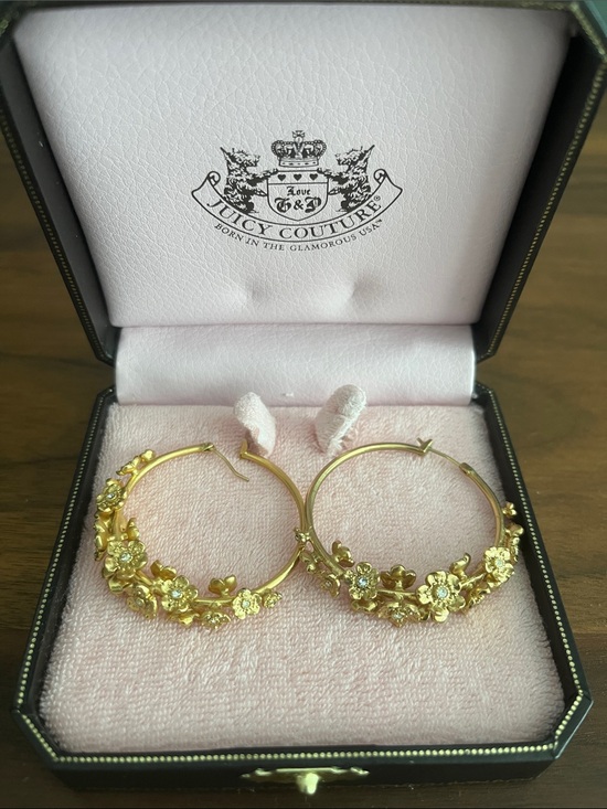 Juicy Couture Jewelry - Juicy Couture Gold Floral Crystal Hoop Earrings